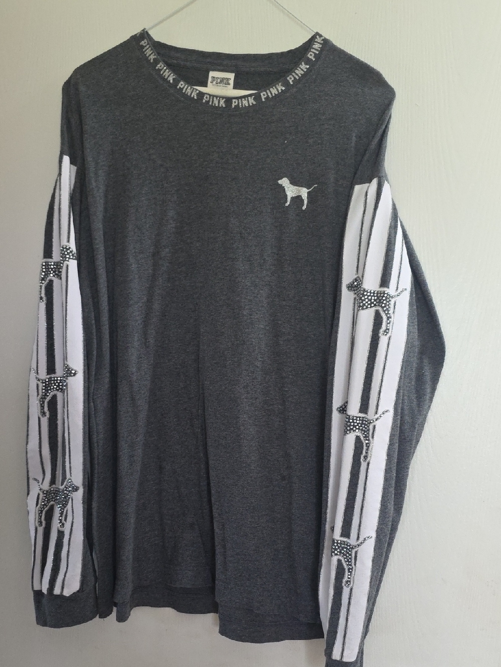 PINK Victoria's Secret Charcoal Gray Long-Sleeve Tee with White Sleeve Panels
